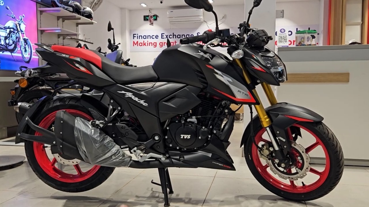 TVS Apache RTR 160 2026: Diseño futurista, estilo agresivo y review completa de sus funciones inteligentes
