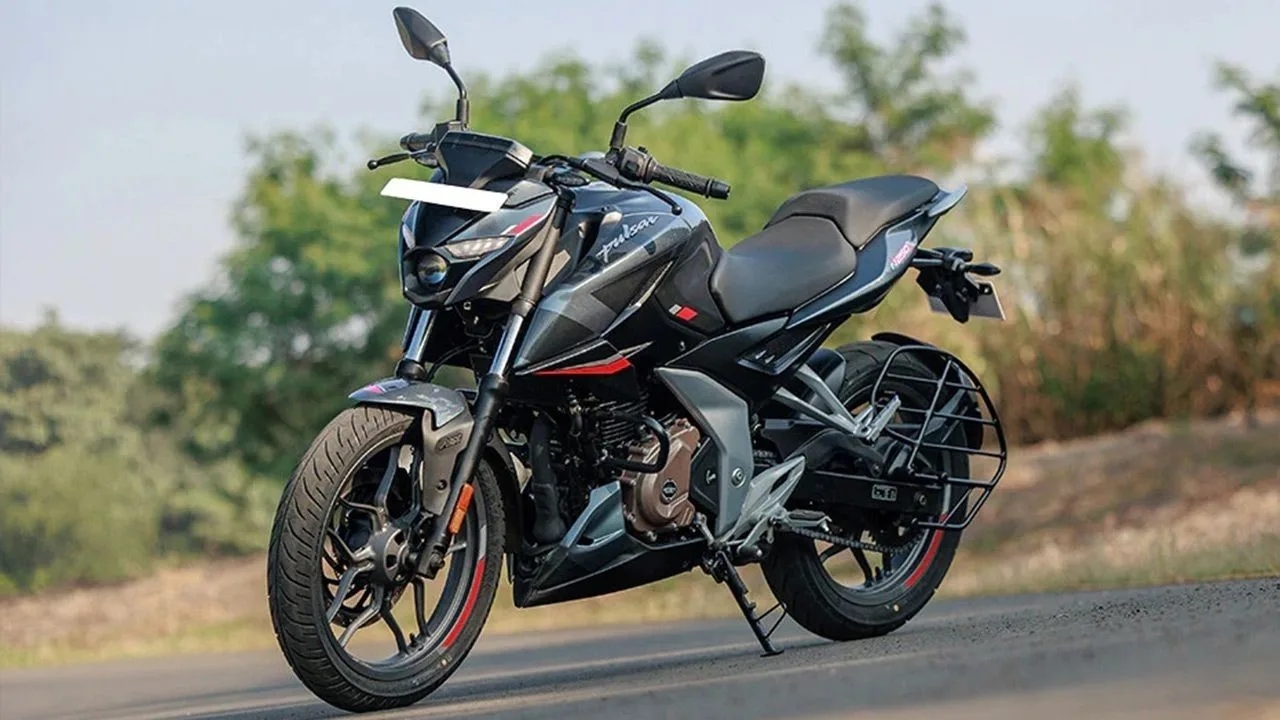 Bajaj Pulsar N250 USD Black 2026: Reseña detallada, nuevo precio y todas sus características