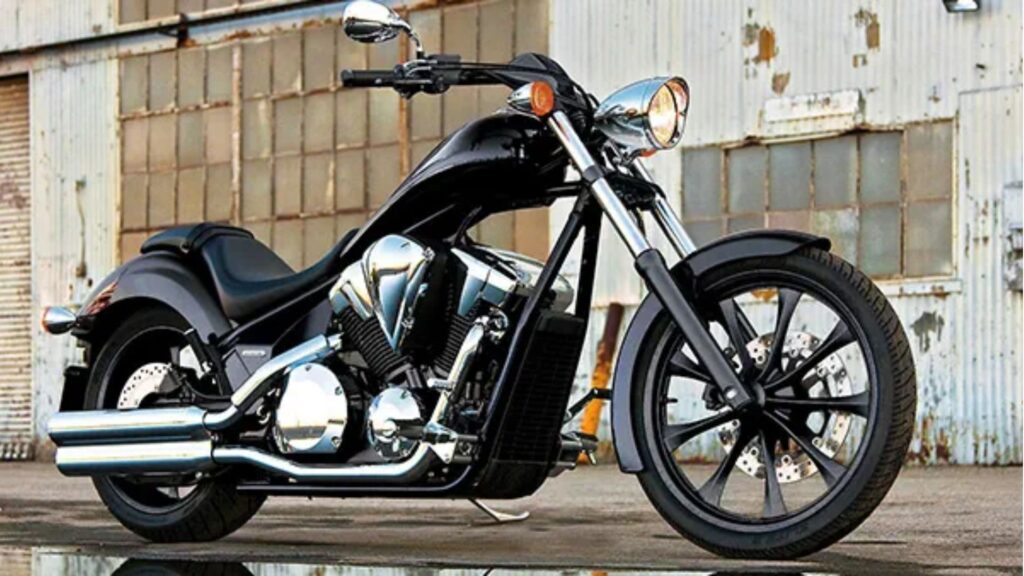 Honda Fury VT 1300CC: Estilo Salvaje, Presencia Imponente y Diseño Atemporal