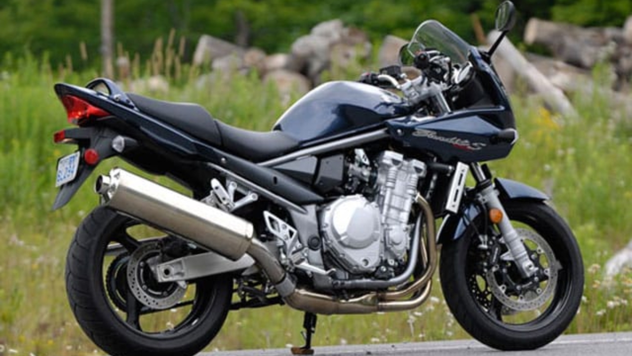 Suzuki Bandit 1250s 2026 en venta en Long Eaton Motorcycles: potencia y estilo clásico